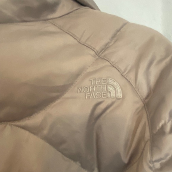 Silver grey The North Face coat Medium jacket - Picture 5 of 5